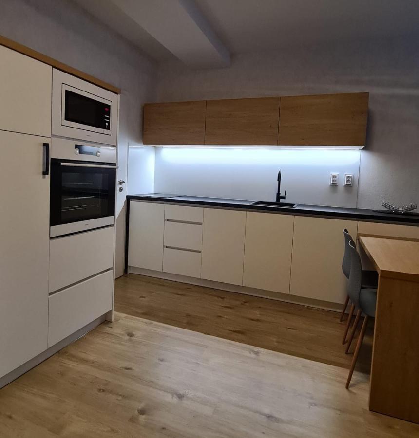 Apartmán Hestia 5 Rajecké Teplice Exterior foto